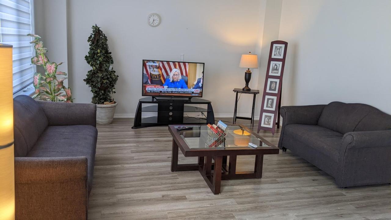 The Warm Welcome Suite Thorold Exteriér fotografie