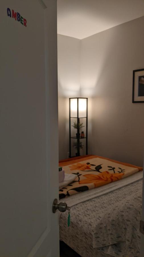 The Warm Welcome Suite Thorold Exteriér fotografie